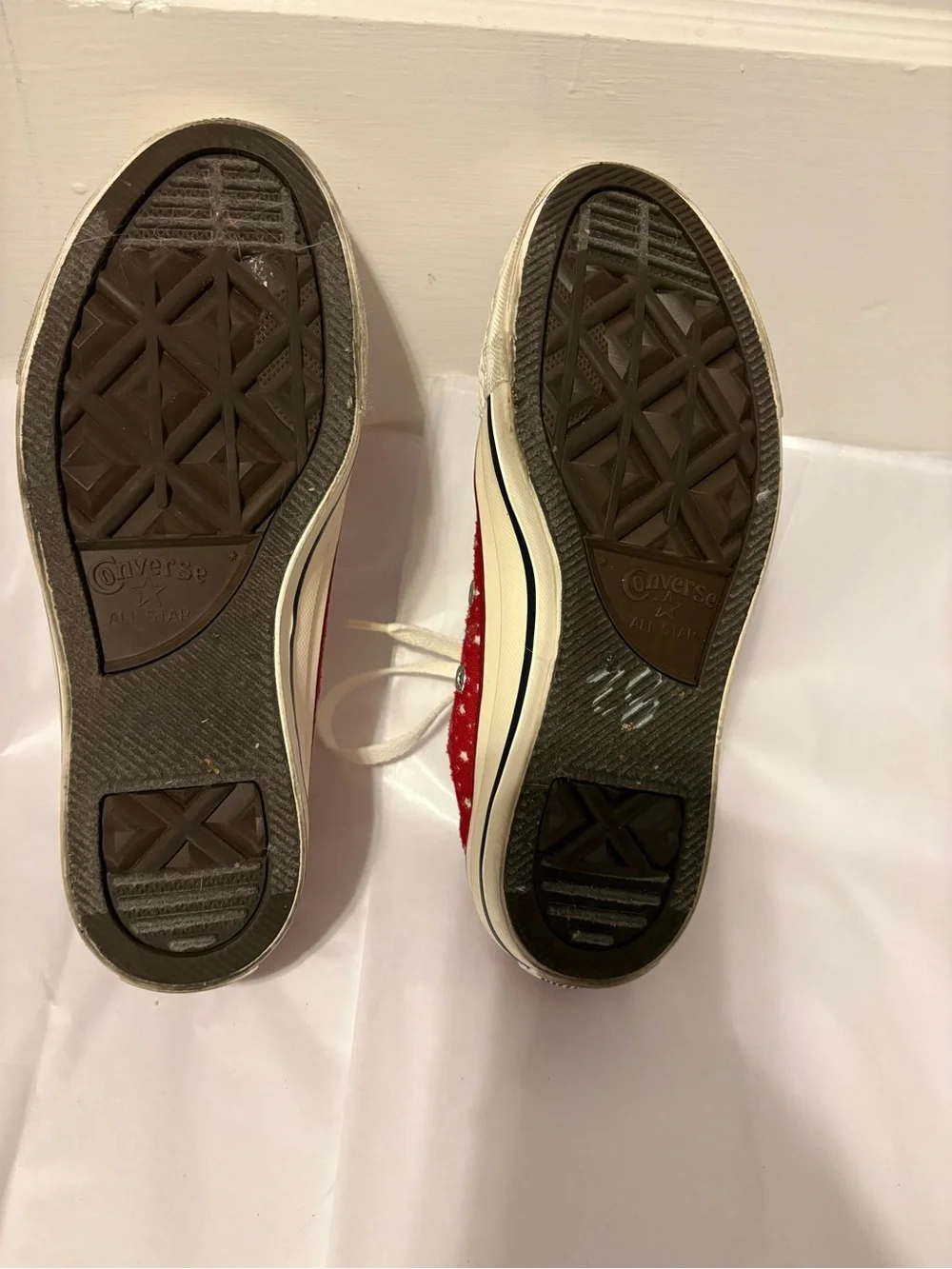 SOLD-Converse - Picture 6 of 6